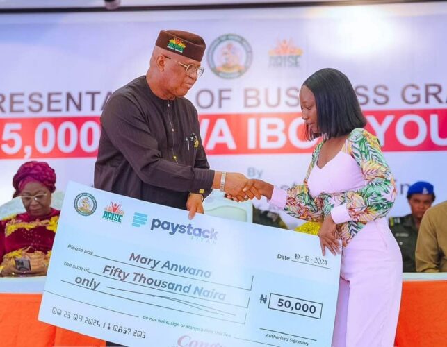 15,000 Youths Receive N750m Business Grant in Akwa Ibom