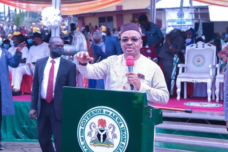 Akwa ibom State Government Distributes Relief Materials to Farmers Affected by 2020 Floods, Partners NEMA to Mitigate Future Occurence