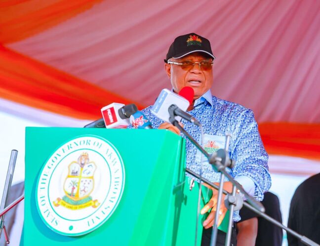 Governor Umo Eno Injects N50bn to Infrastructure, Tasks Contractors on the Dry Season